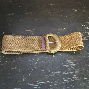 Woven Tan Belt with Round Buckle